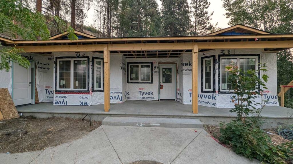 new-home-under-construction-okanagan-urban-contractors